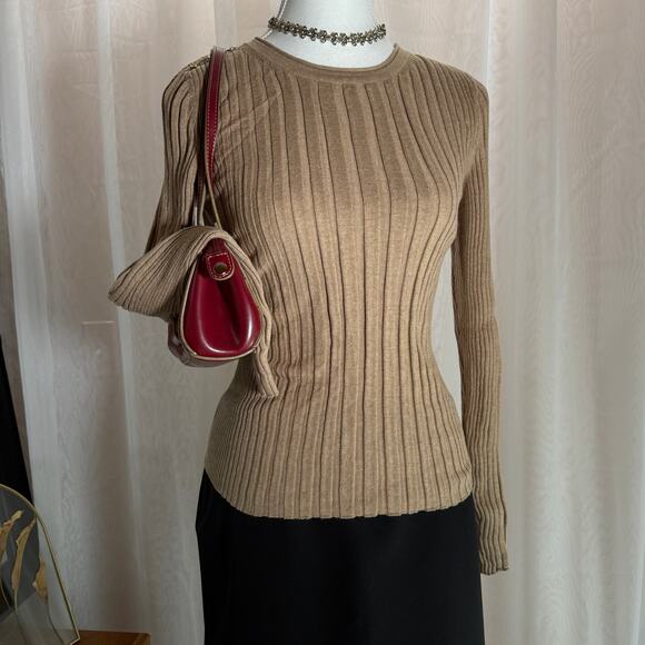 Y2K Liz Claiborne Career Tan Ribbed Knit Sweater Top Sz SM Gold Shoulder Button - Picture 1 of 7